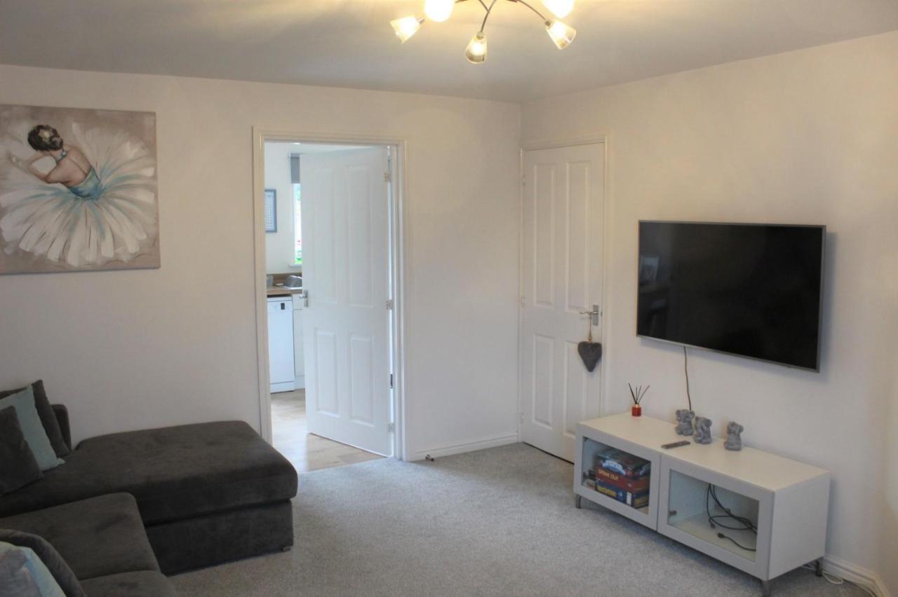 Home From Home Milford Haven Exterior foto